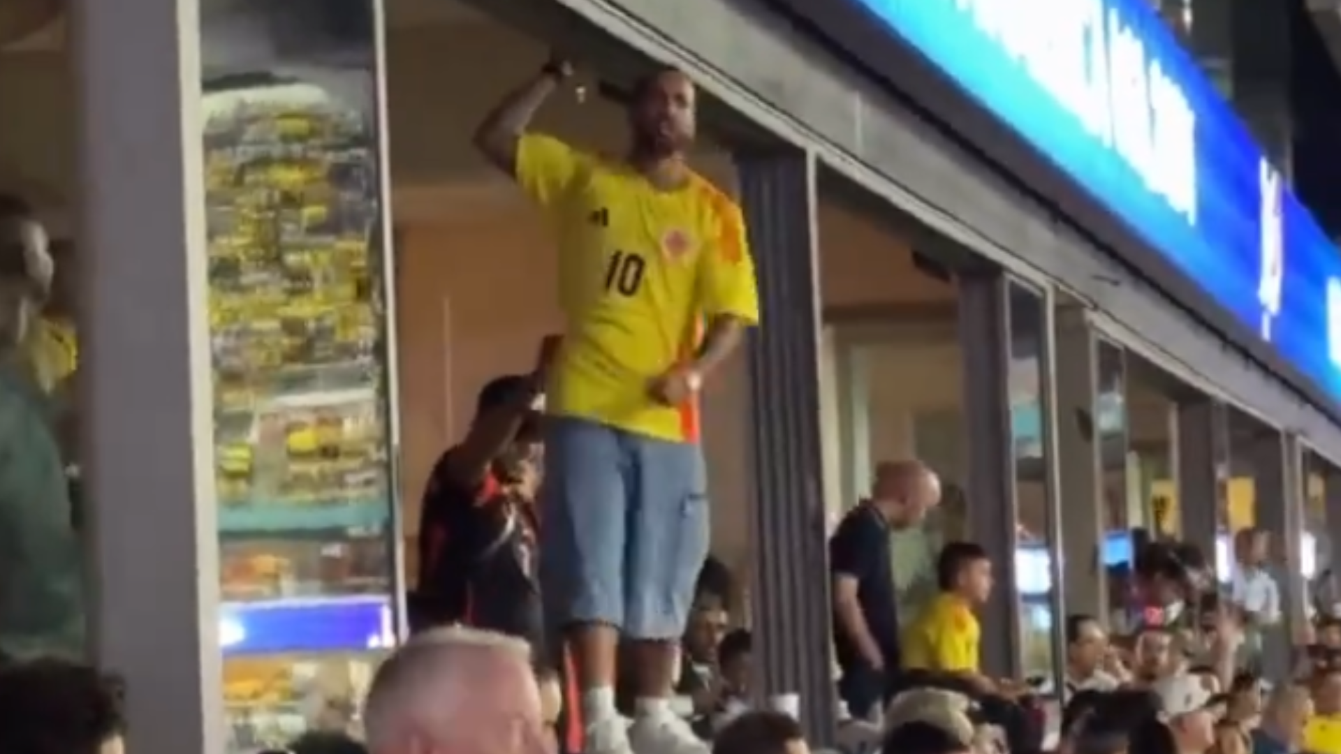 Maluma protagoniza momento viral tras la final de la Copa América 2024