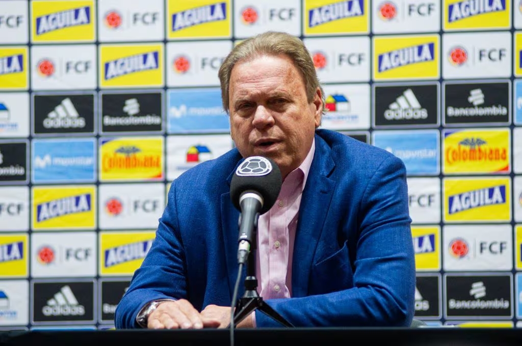 El presidente de la Federación Colombiana de Fútbol Ramón Jesurún y su hijo fueron detenidos en Miami