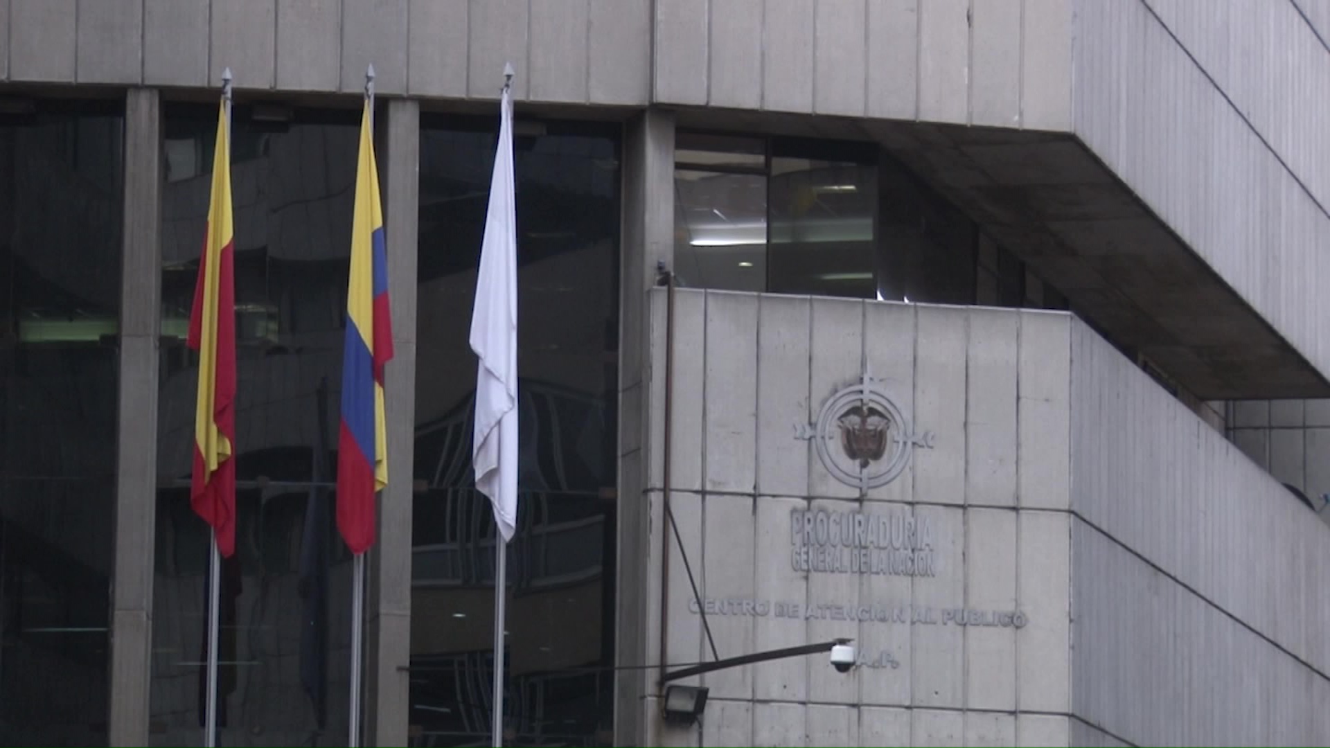 Cargos por adicionar $6 mil millones