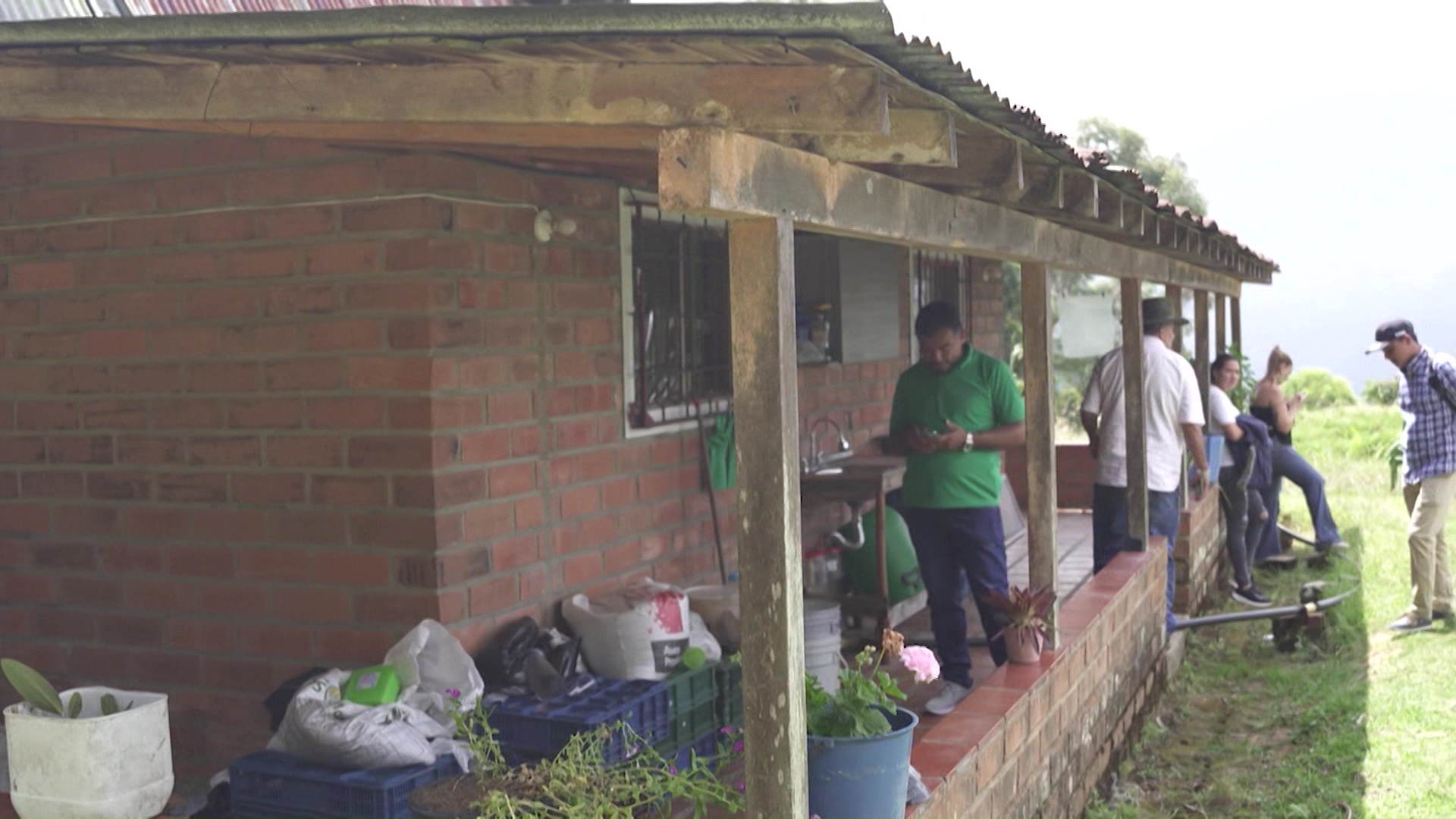 Cinco mil familias en riesgo de desalojo