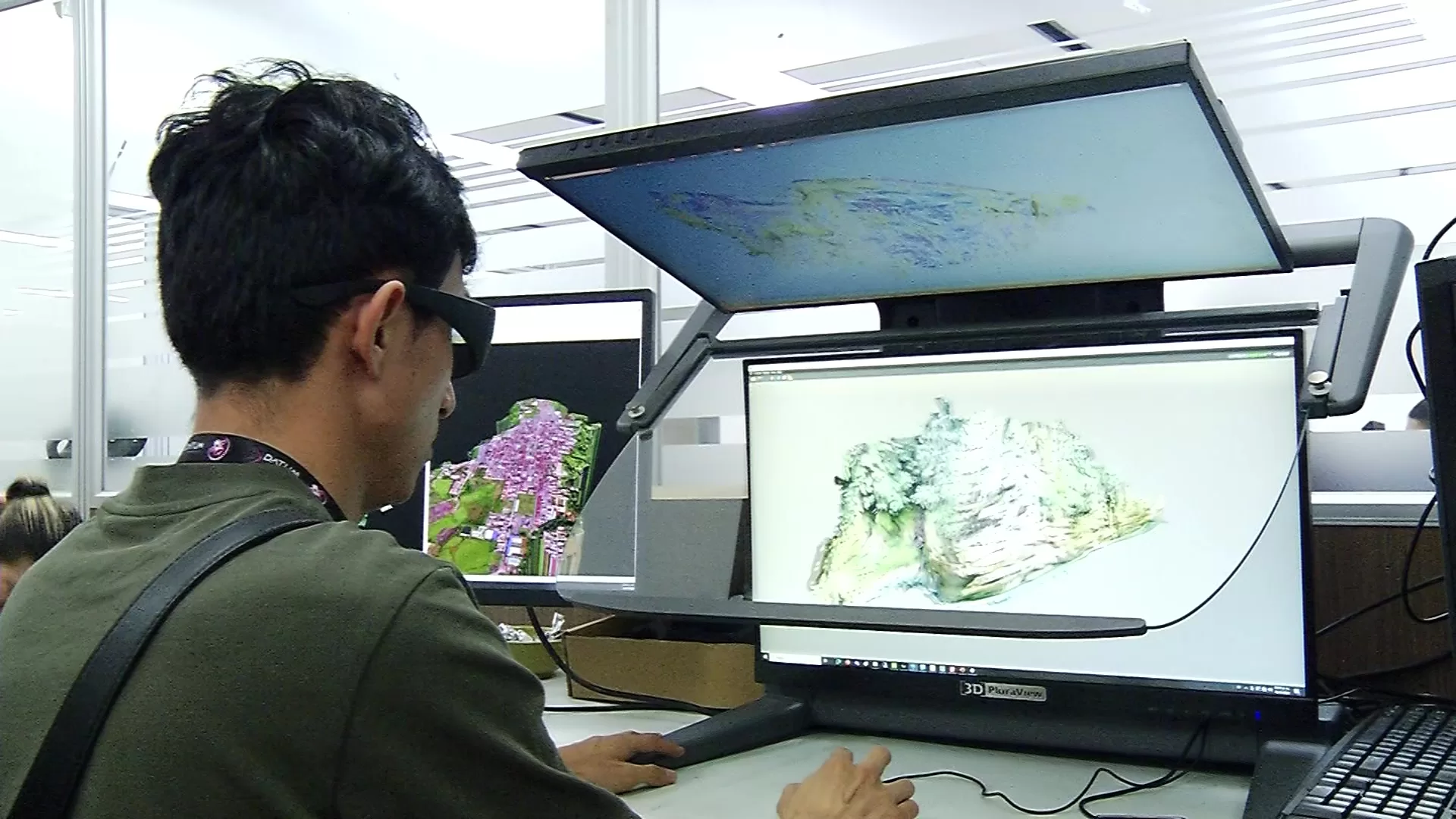 Gobernación de Antioquia entregó insumos cartográficos a 66 alcaldes