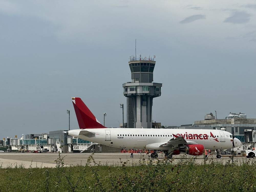 Aerocivil prohíbe cancelar vuelos aduciendo falta de combustible