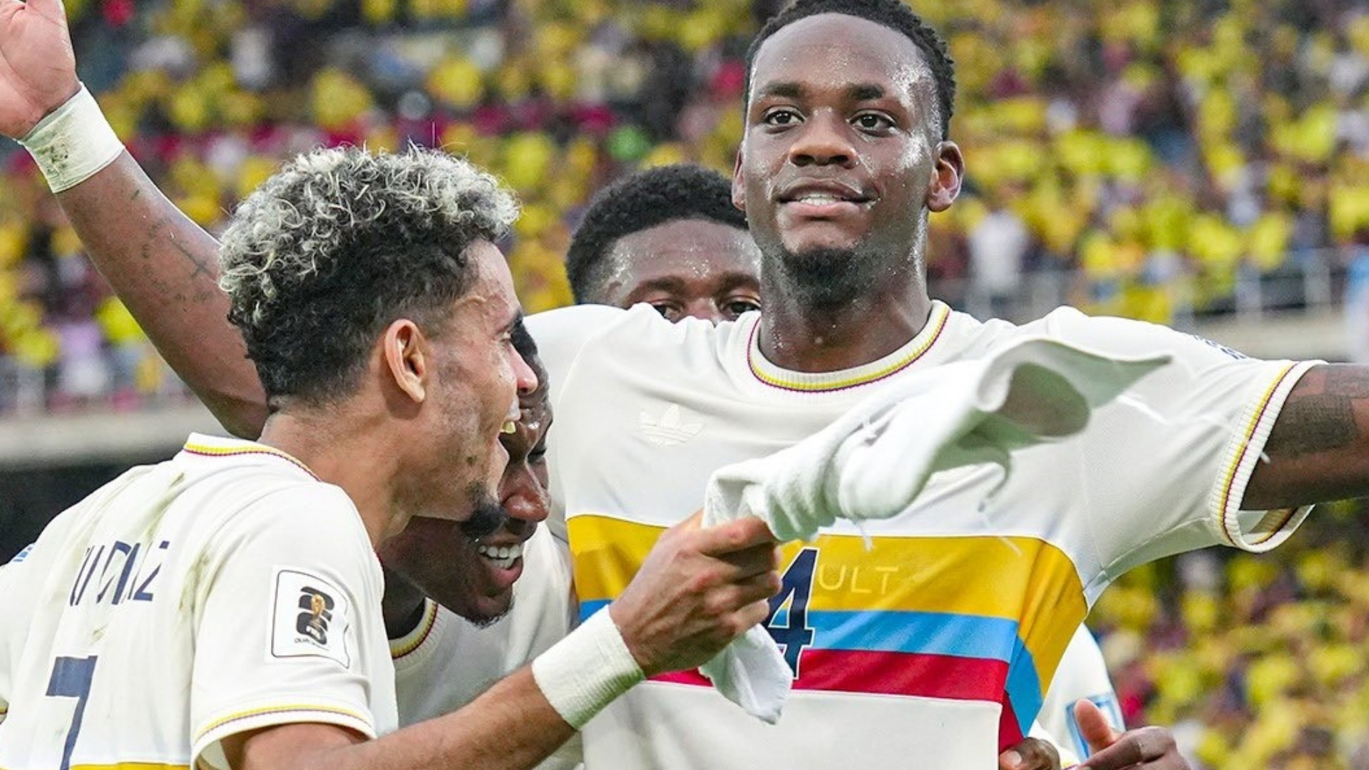 La Selección viene de perder con Bolivia y golear a Chile. Está en el top10 del Ranking FIFA. Cortesía foto: @FCFSeleccionCol 