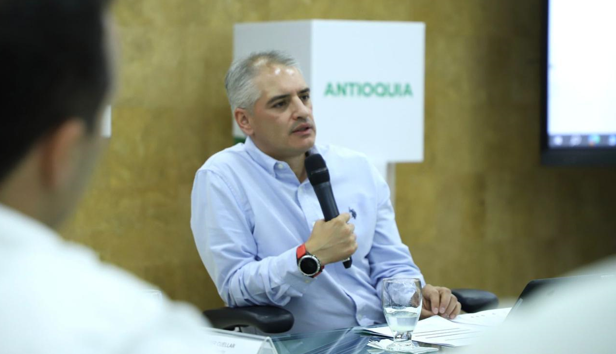 ‘Si Pablo Escobar viviera, este Gobierno también lo hubiera nombrado gestor de paz’: Gobernador de Antioquia