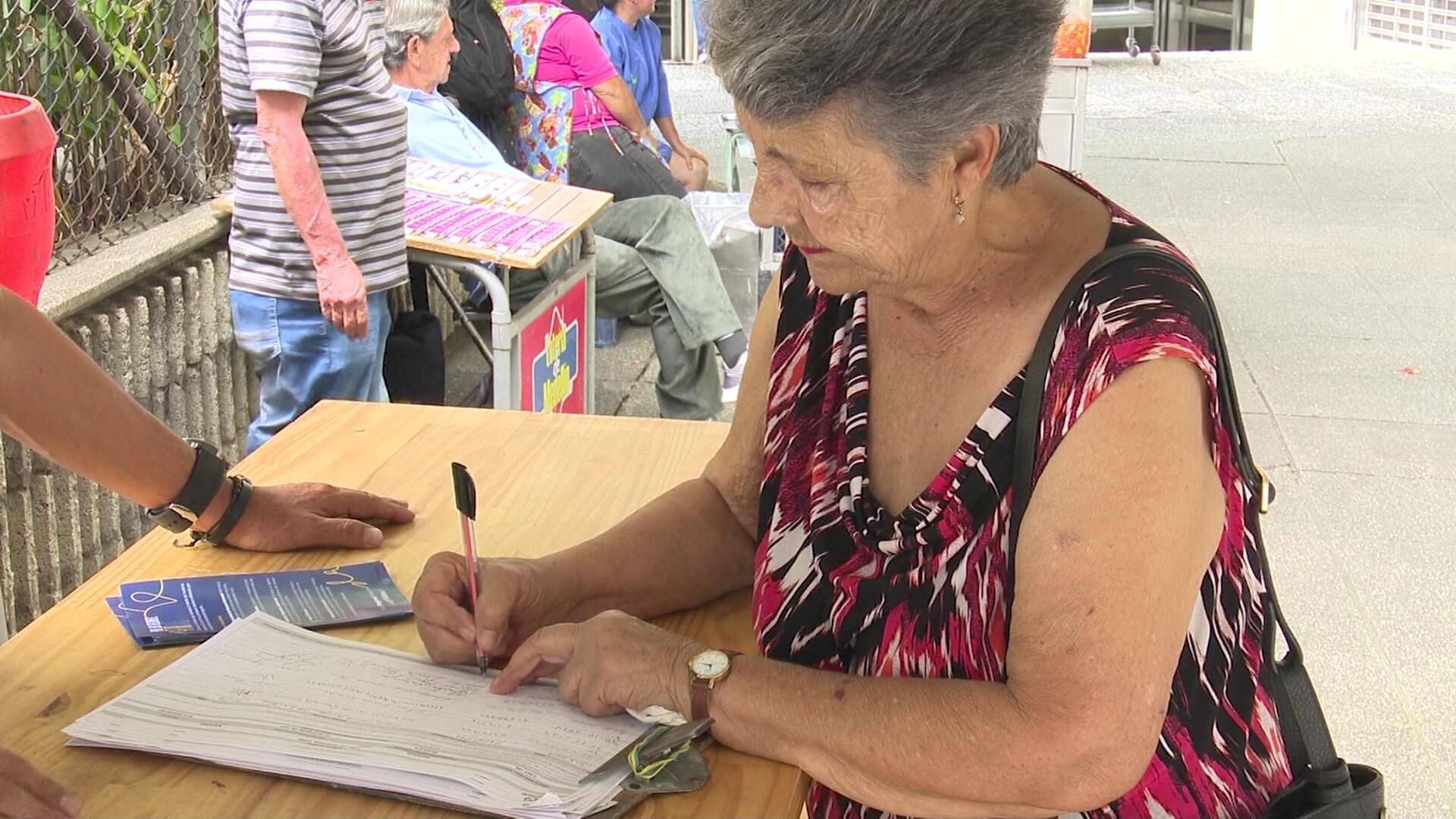 Referendo por Autonomía Fiscal: ya van 2.4 millones de firmas