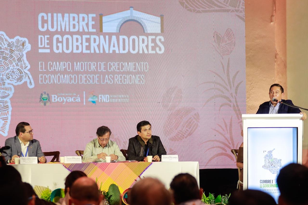 Gobernadores reclamaron más apoyo a Petro para enfrentar grupos armados