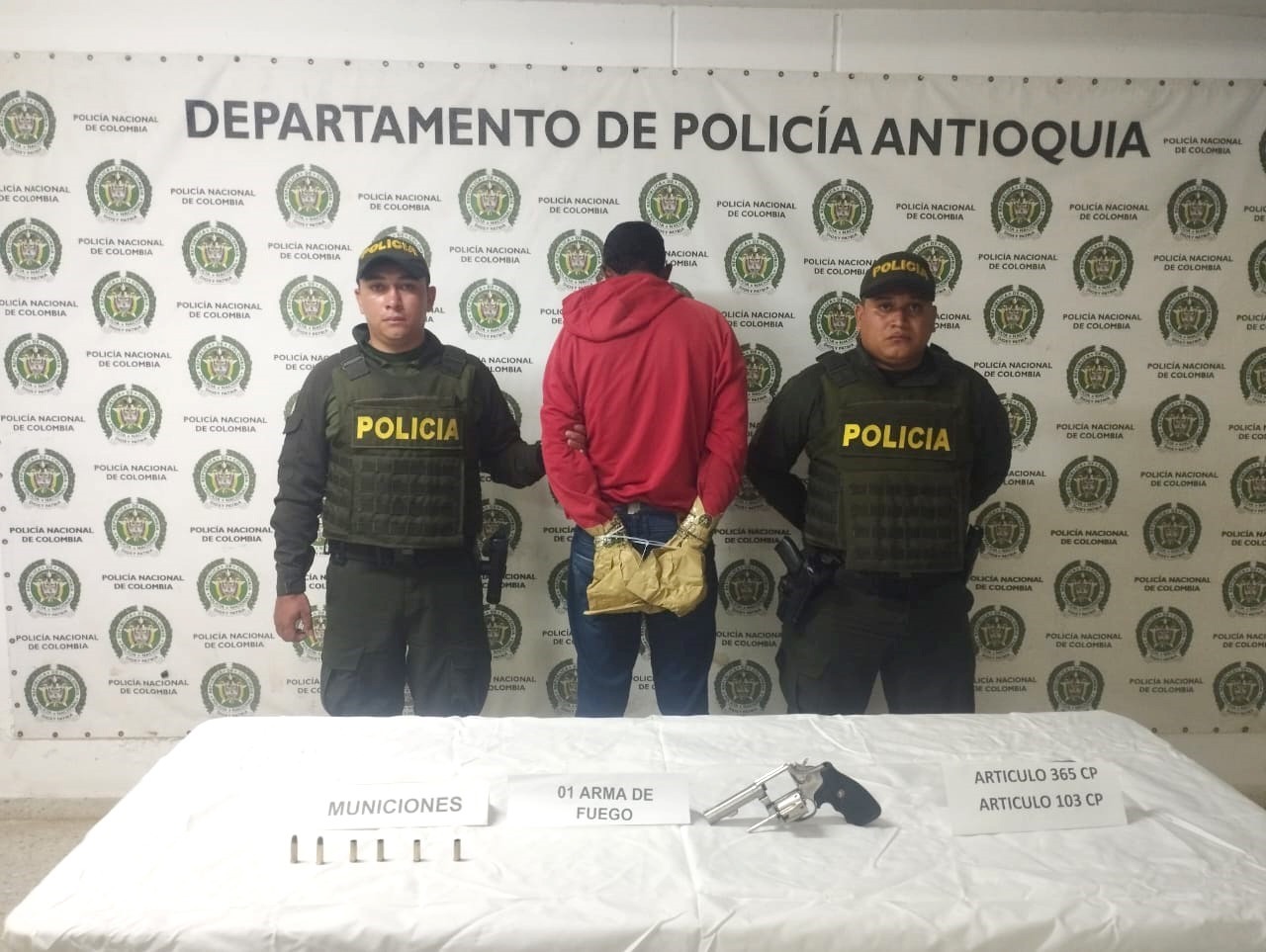 Lo capturaron minutos después de un asesinato en Caucasia