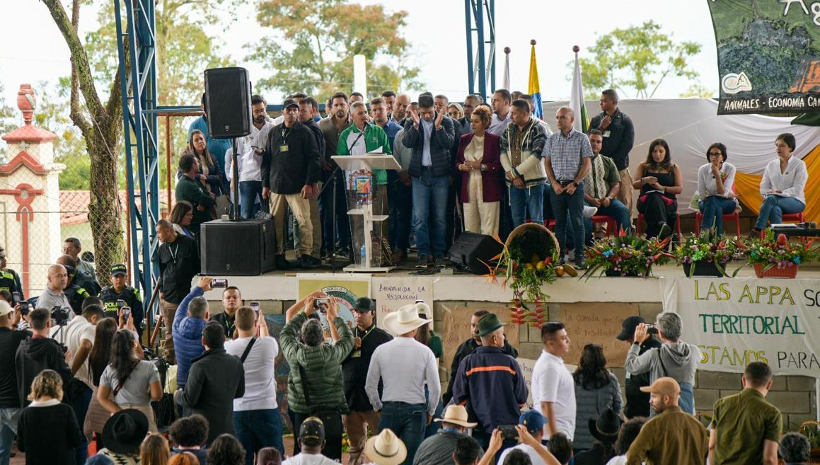 ‘No dejaron hablar a alcaldes’: Gobernador dice que socialización de APPA en Támesis fue ‘encerrona’
