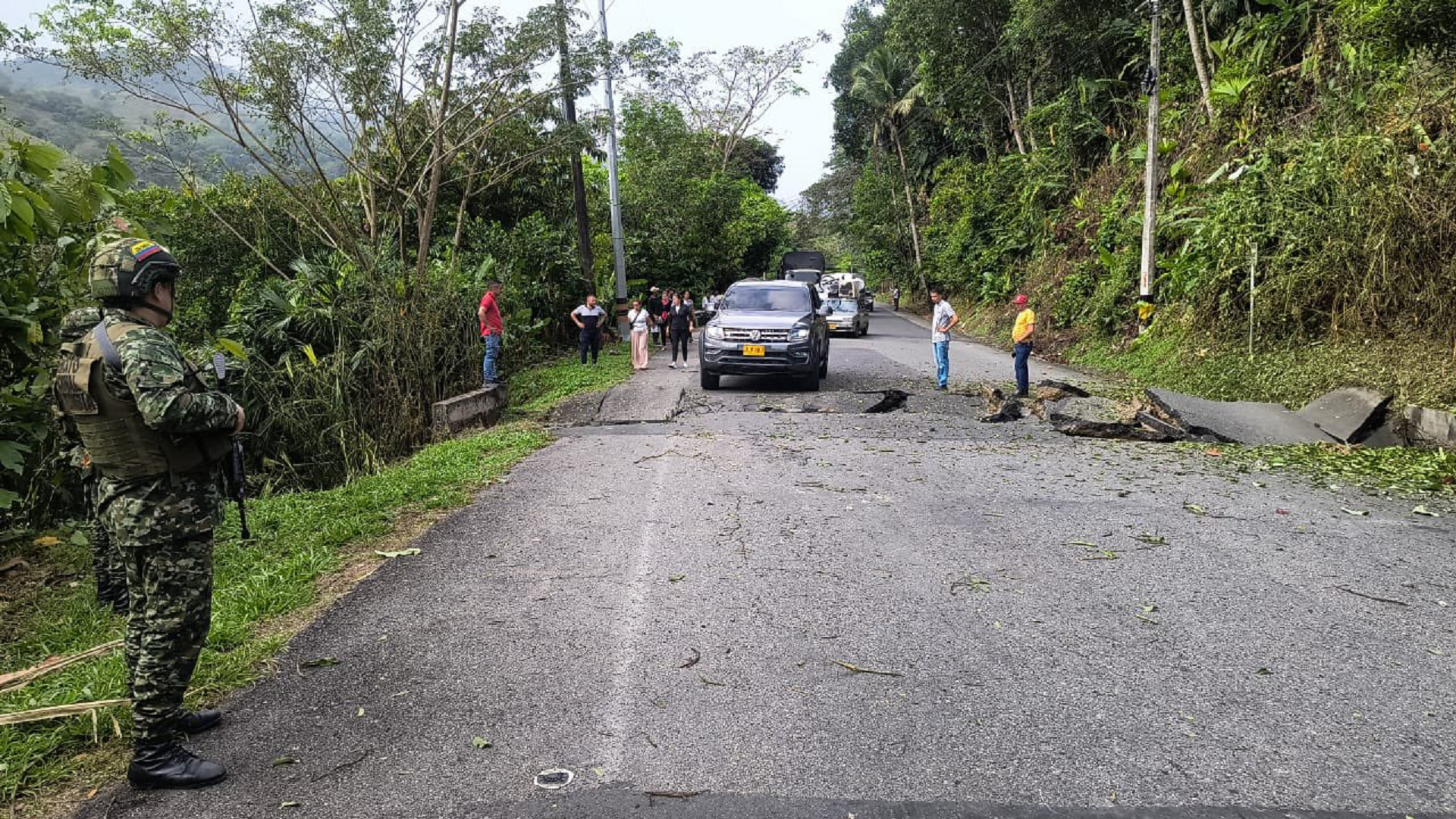 Atentado del Eln en vía Medellín-Costa Atlántica iba dirigido contra el Ejército: «Se salvaron por minutos»