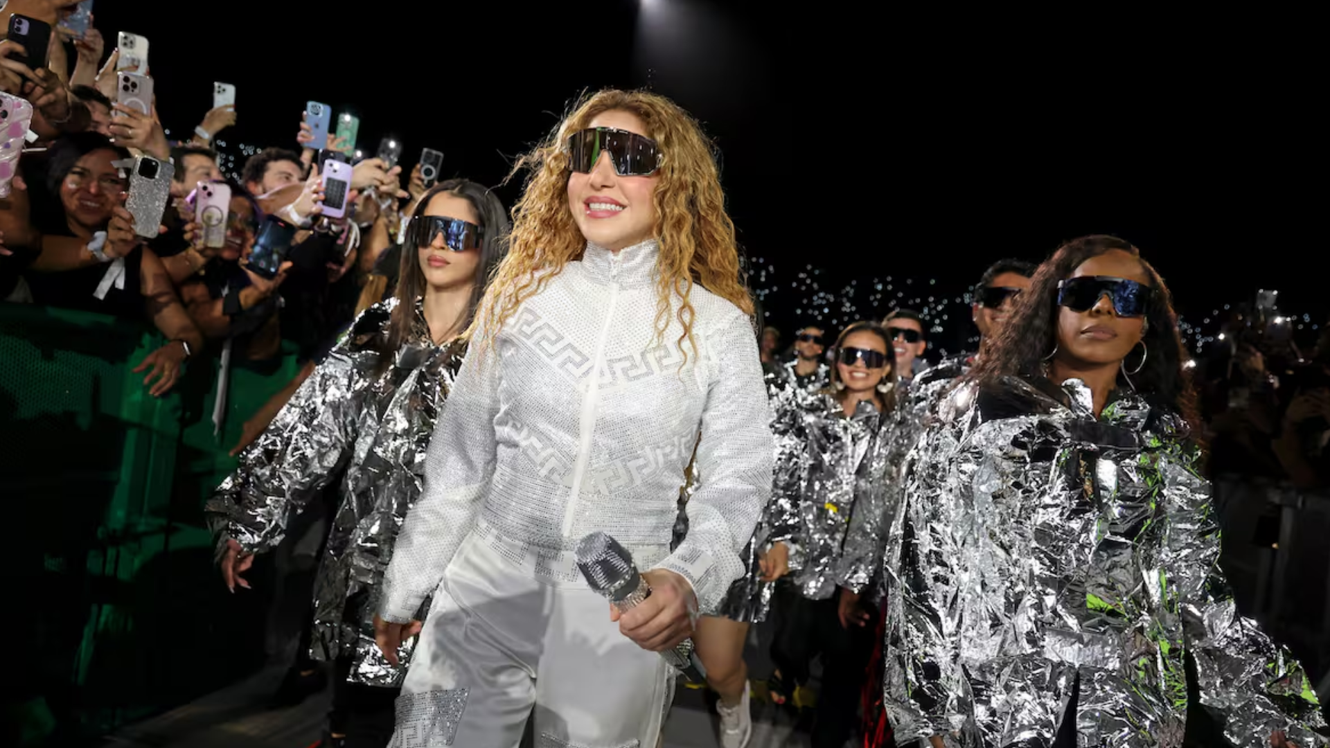 Shakira reprograma su concierto en Chile por problemas técnicos