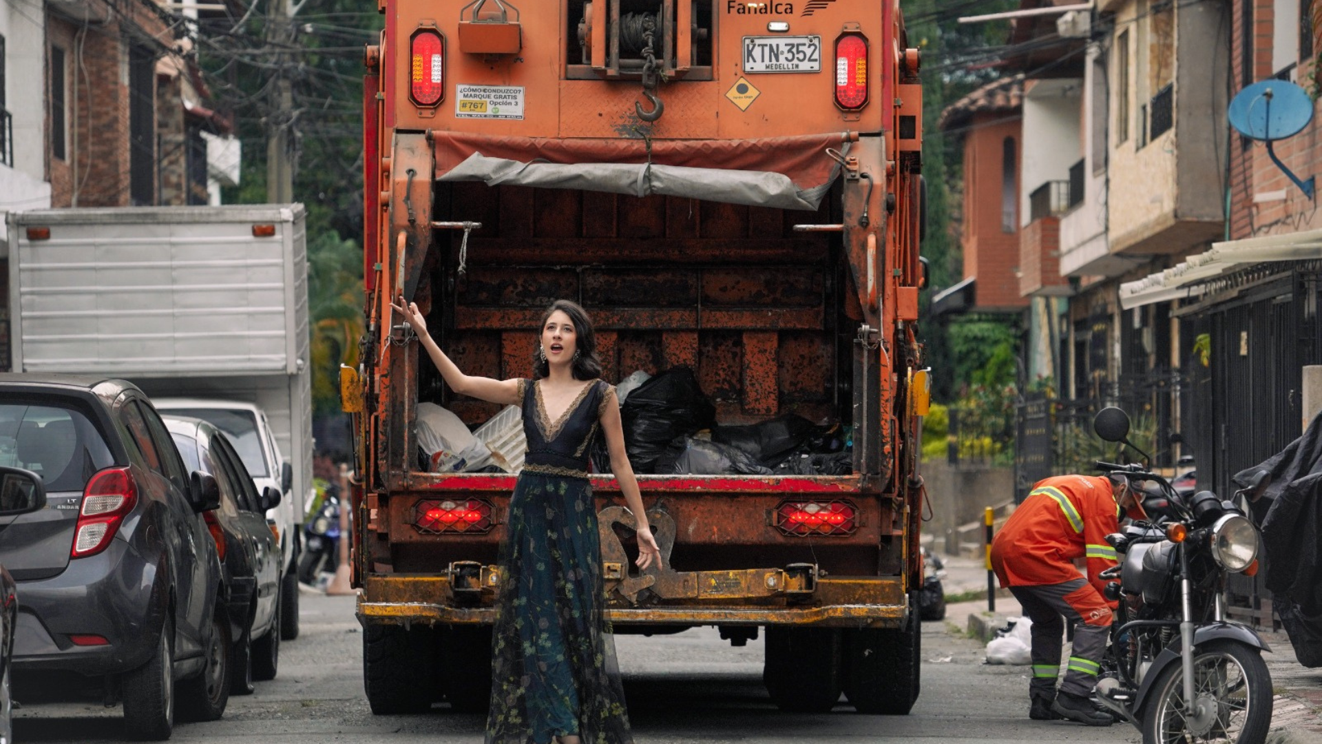 ¡Prográmese! Estos son los días y horarios en los que debe sacar la basura en Medellín, de acuerdo a su sector