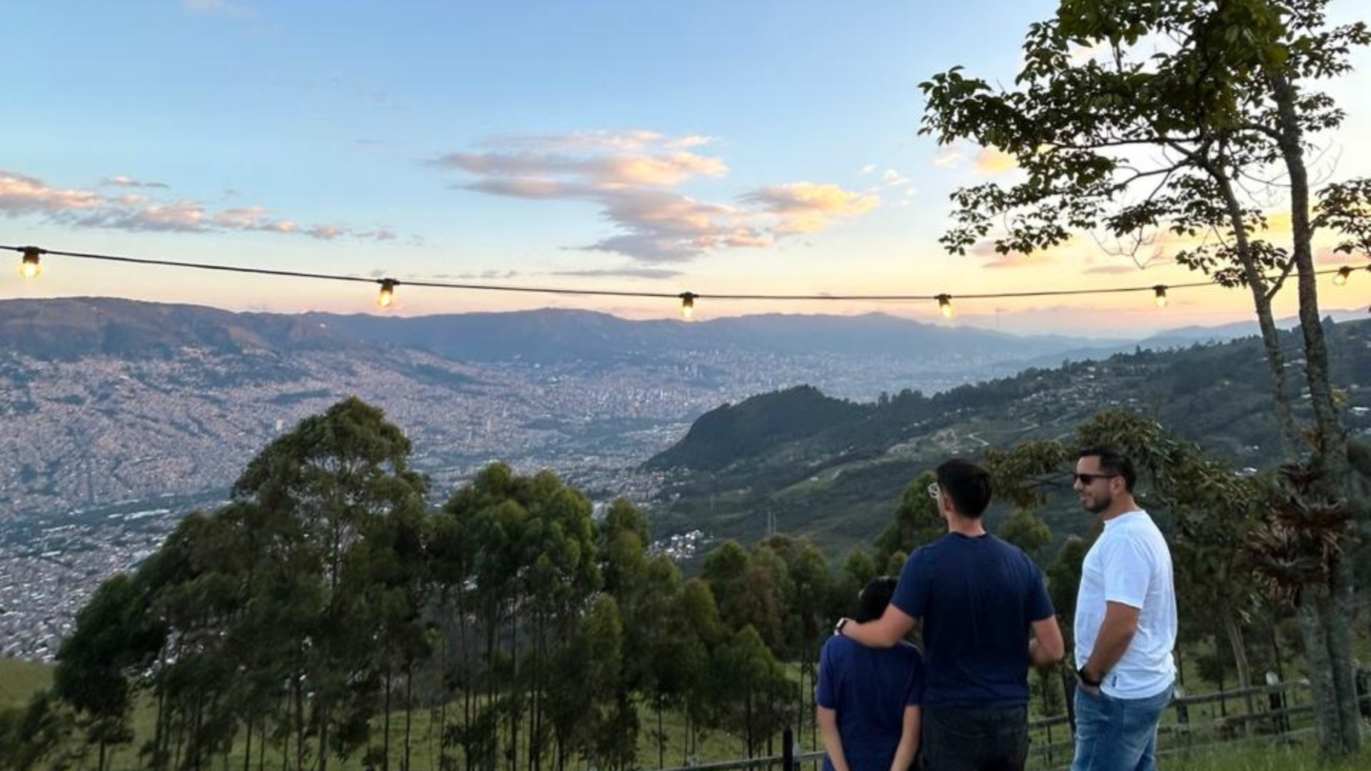 Los 7 cerros tutelares de Medellín: los miradores más espectaculares que no te puedes perder