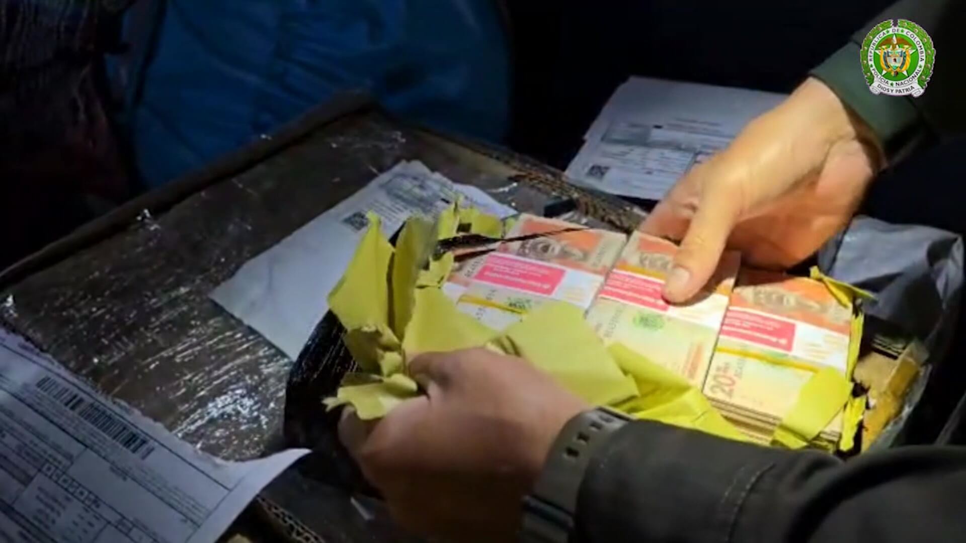 Capturas, dinero falso y cocaína en incautaciones en vías de Antioquia