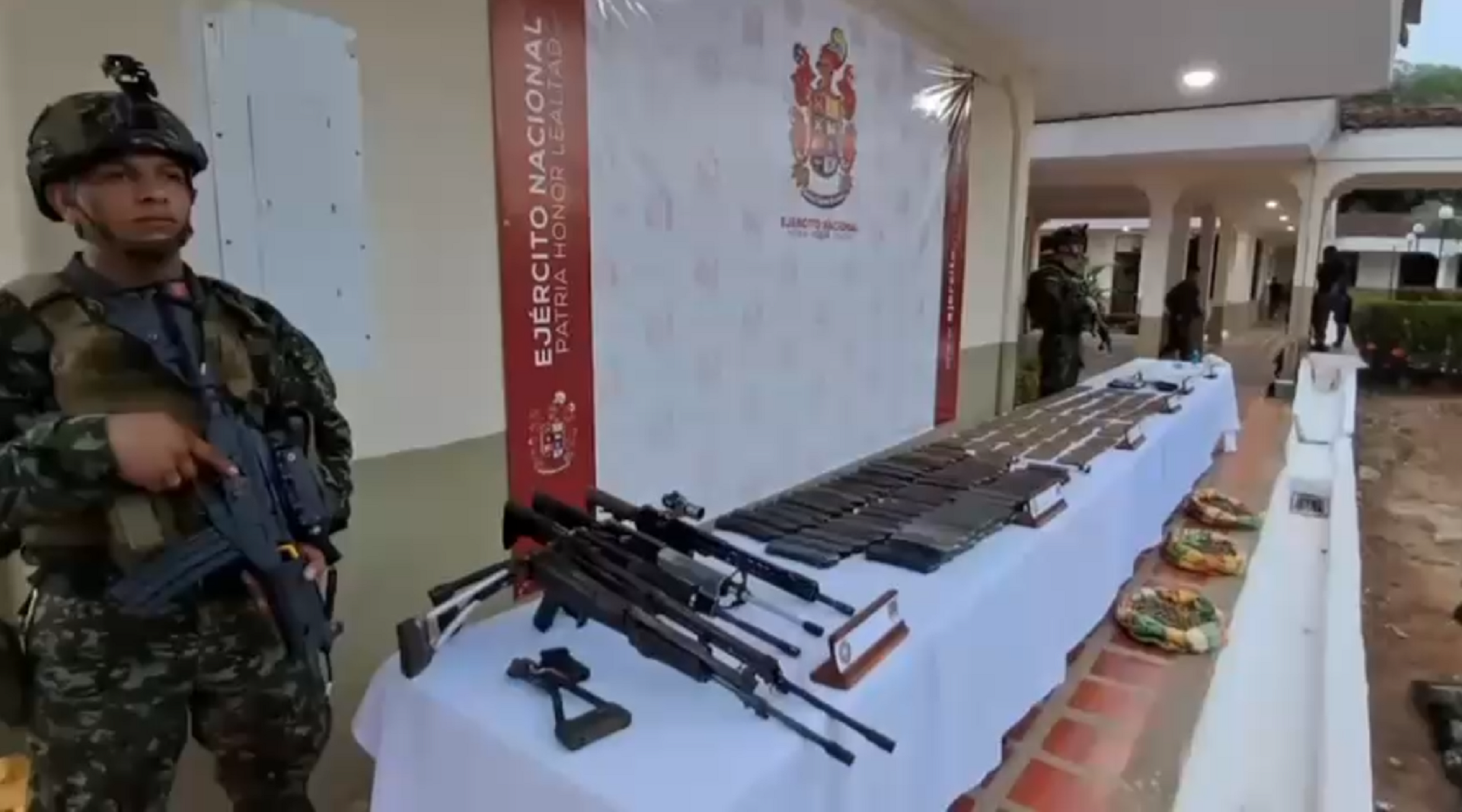 VIDEO | Este fue el saldo de los combates entre el Ejército y Clan del Golfo en zona rural de Zaragoza