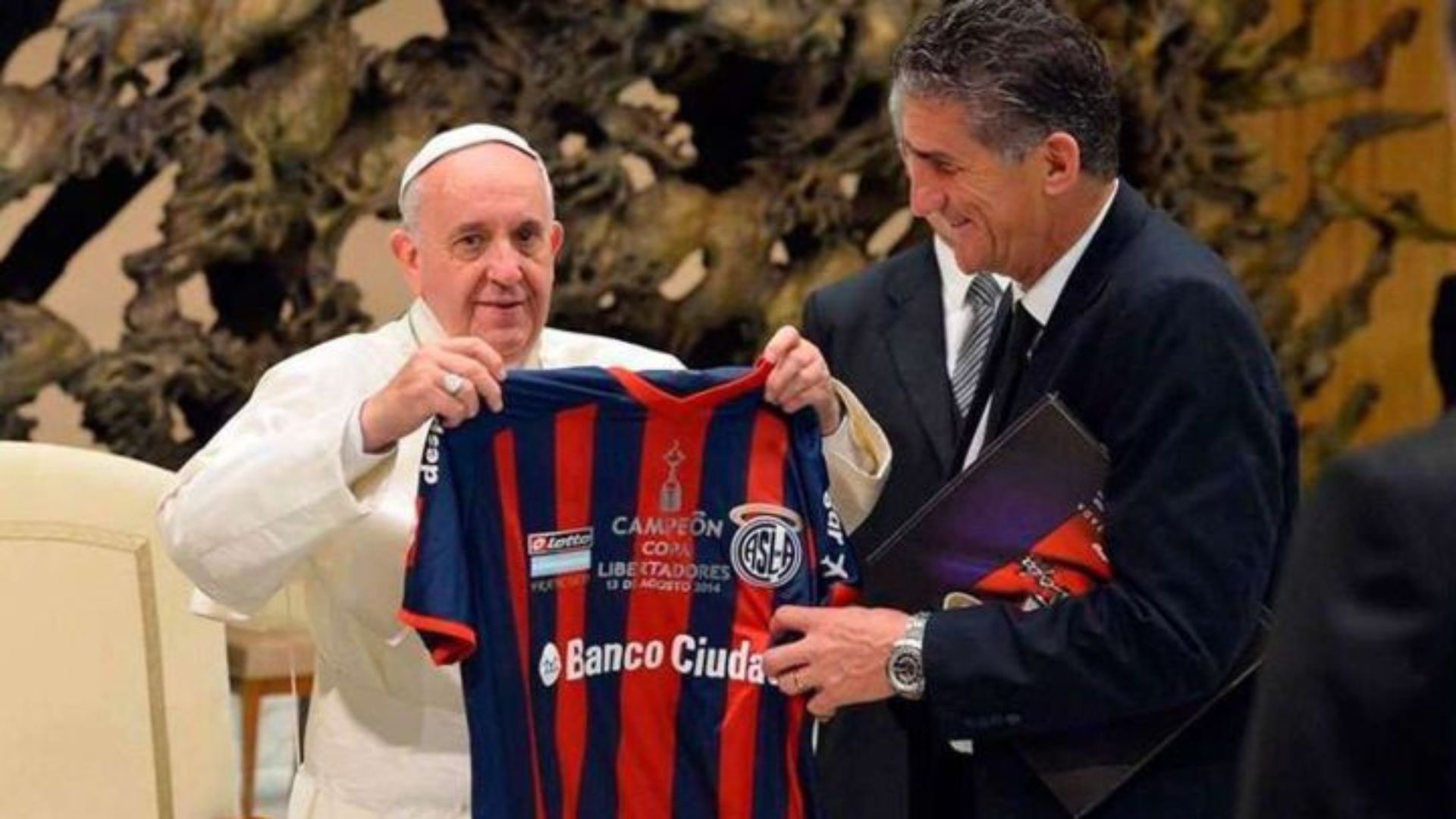 El legado del papa más futbolero: así lo despidió San Lorenzo, el club de sus amores