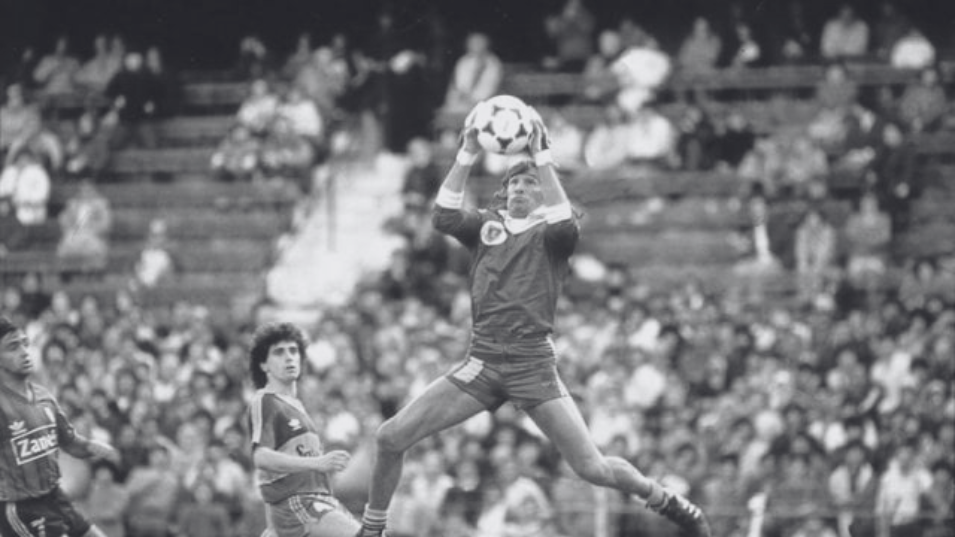 Hasta siempre, «Loco»: Hugo Orlando Gatti, el ídolo de Boca Juniors que siempre fue diferente