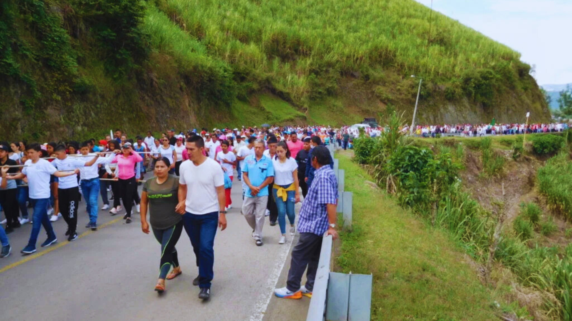 Distancia desde Medellín: aproximadamente 45 km (1 hora en carro).