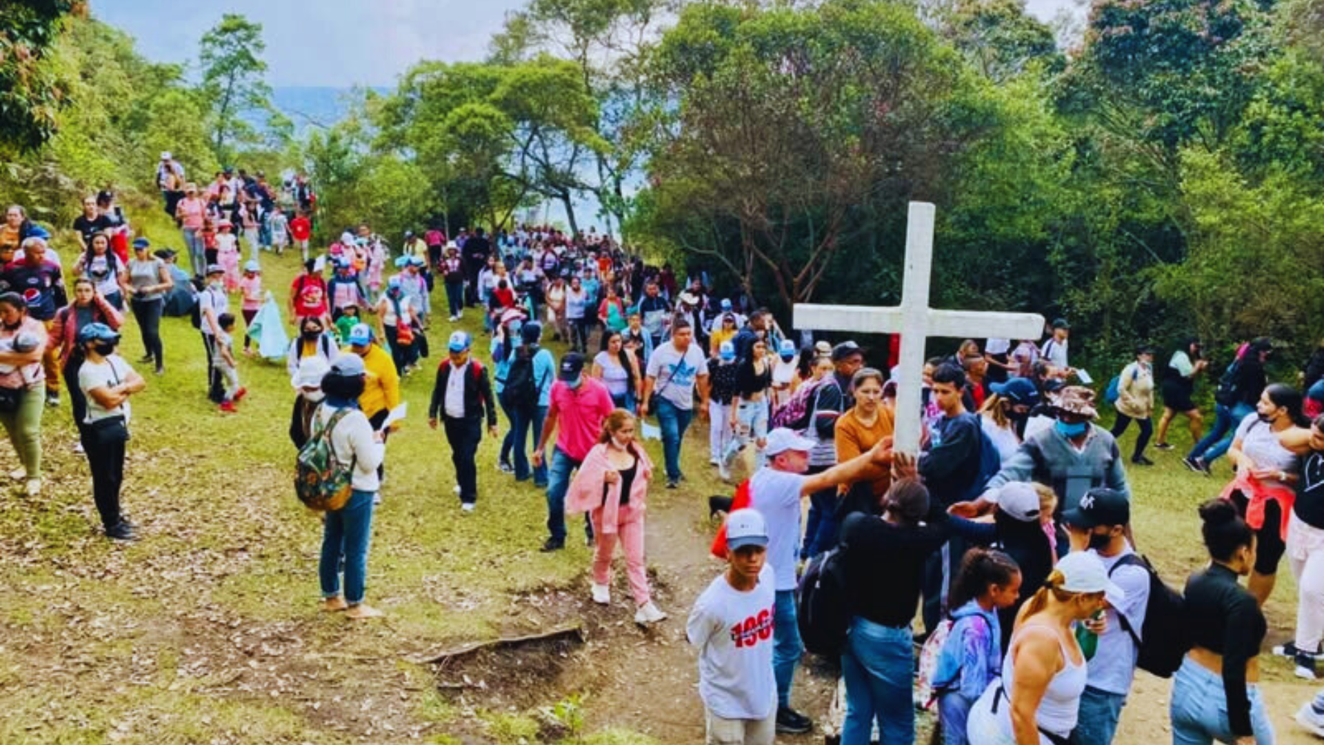 Explora Girardota, Guarne y San Pedro de los Milagros, destinos de peregrinación colmados de fe y tradición a menos de una hora de Medellín.
