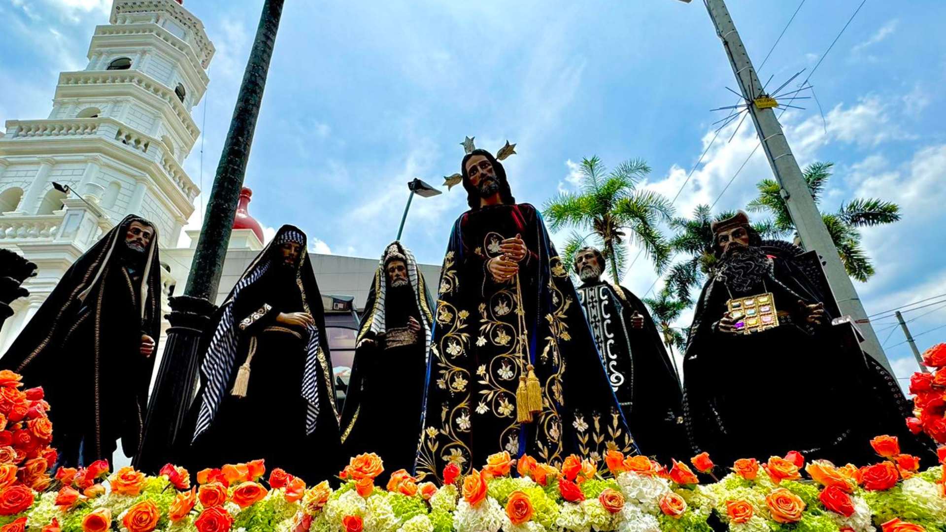 La Semana Santa en Envigado 2025 honra la fe y cultura con procesiones y actos litúrgicos que reflejan su rica tradición religiosa.