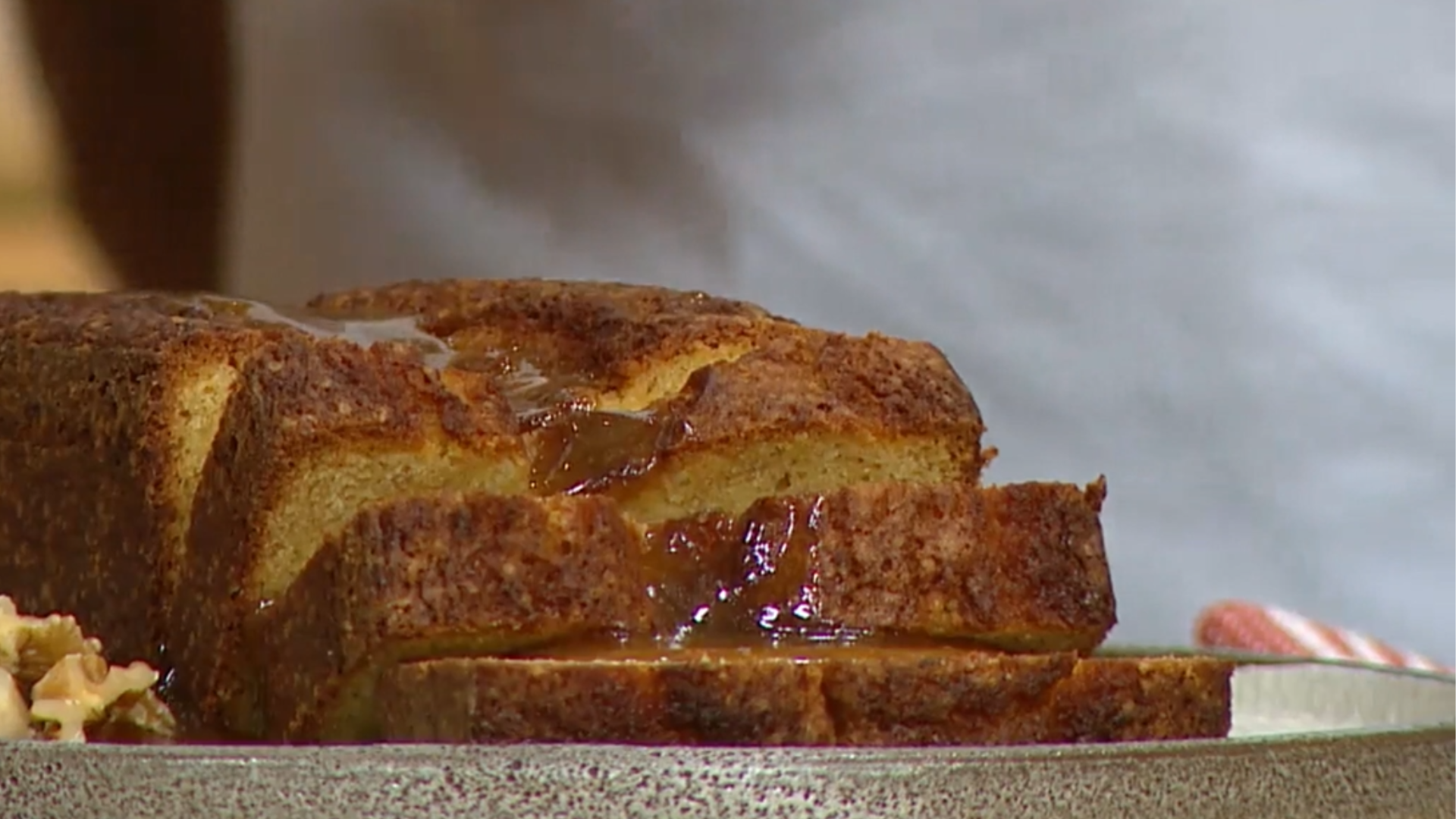 Torta de banano con caramelo: el postre perfecto para la semana, así lo puedes preparar