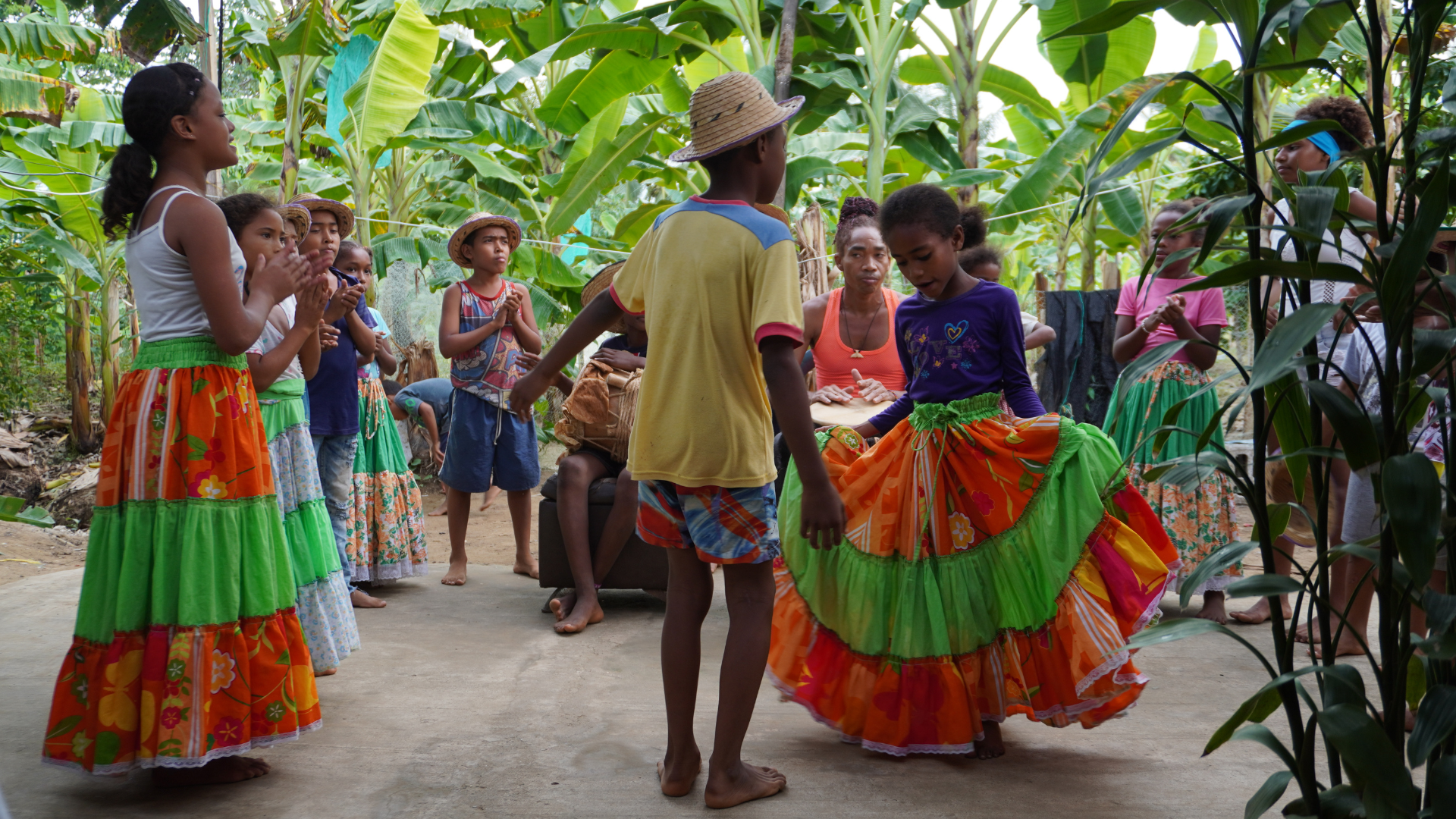 Teleantioquia se une a las voces que respetan la diferencia con Eco de Paz, un documental que da vida al sueño de un tambo donde quepan todas las historias, todos los ritmos.