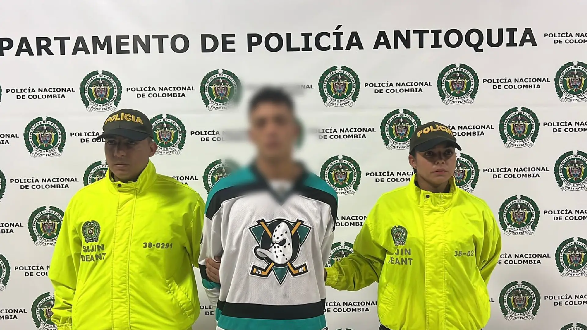 Capturan en Medellín a alias Gafas, cabecilla del Clan del Golfo