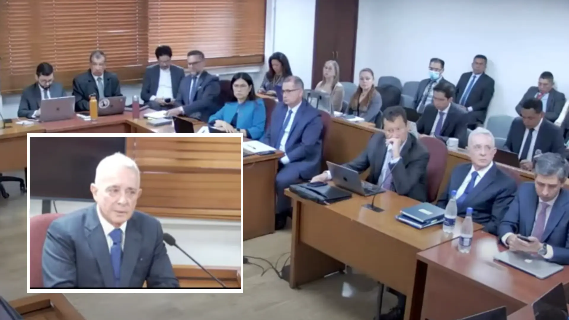 Juicio en contra de Álvaro Uribe Vélez.