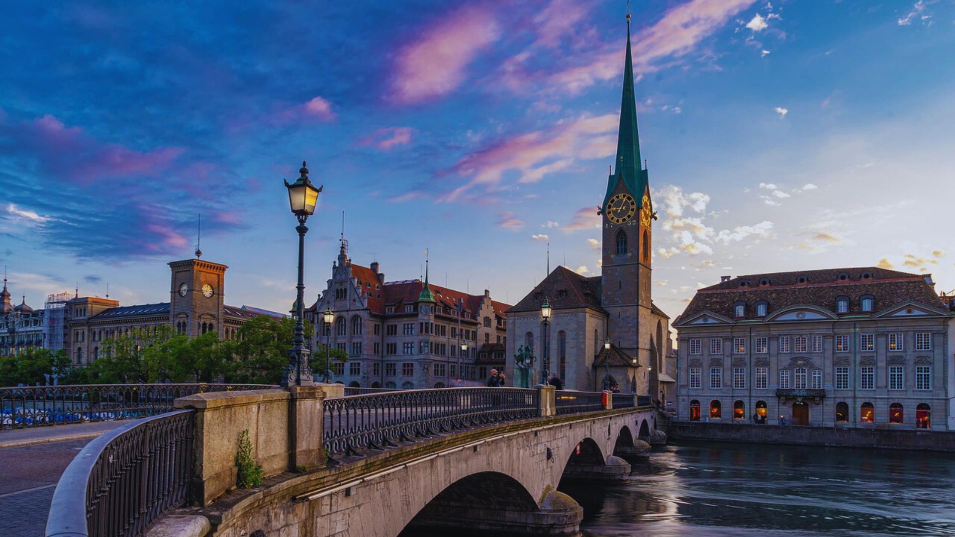 En 2025, estas cinco ciudades lideran el ranking de felicidad urbana gracias a su historia, turismo, sostenibilidad y calidad de vida.