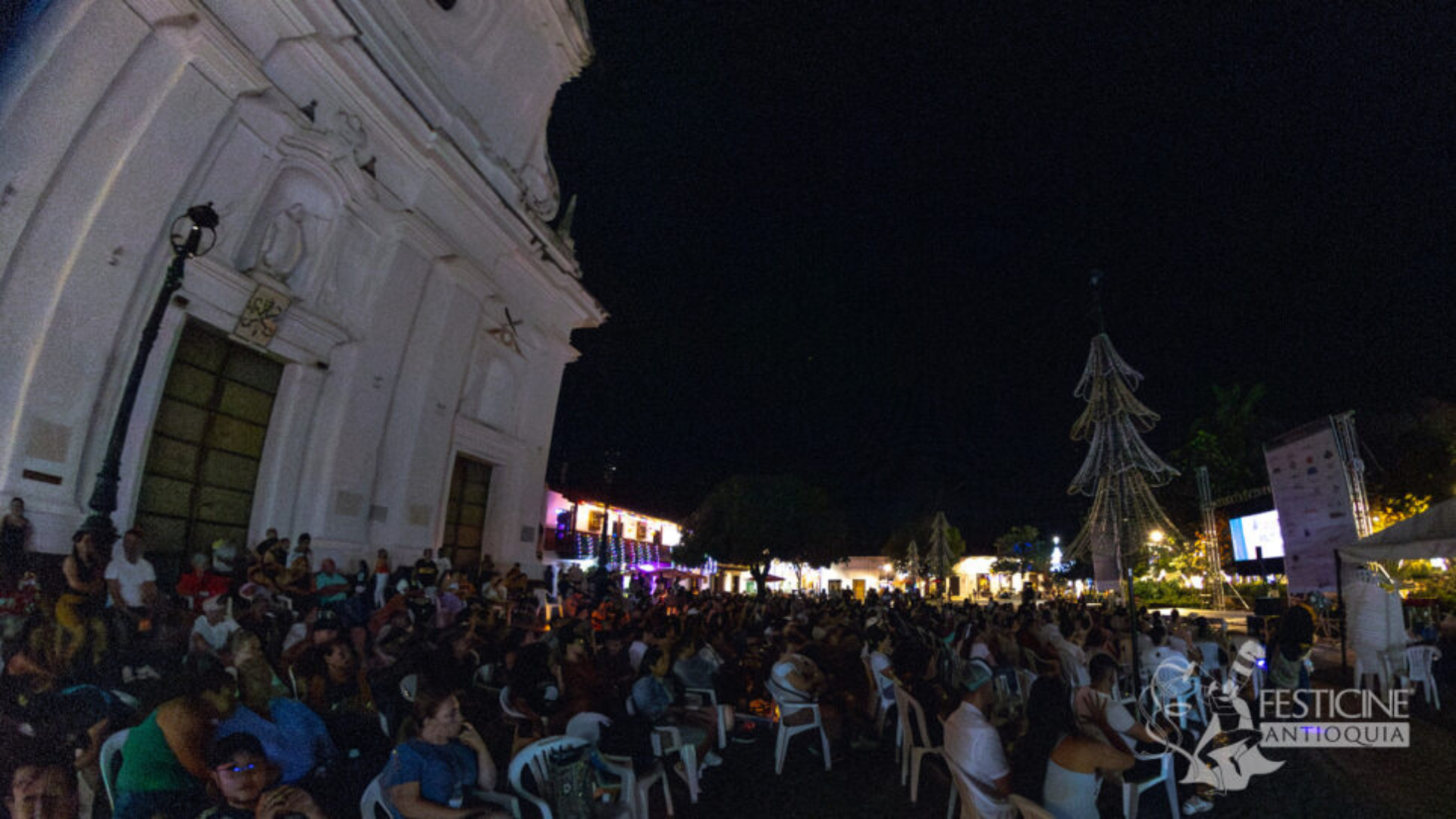 El Festival de Cine de Santa Fe de Antioquia está buscando las voces más audaces y originales del cine nacional.