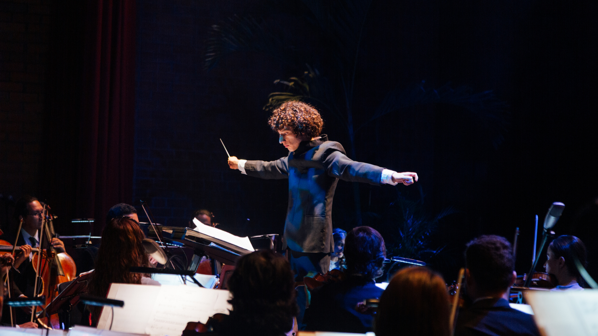 Del 20 al 24 de mayo, Filarmed se convierte en la primera orquesta sinfónica colombiana en tocar en el Movistar Arena y el Teatro Colón de Buenos Aires.