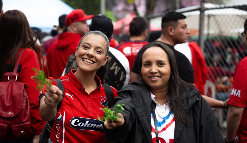 La hinchada del DIM se ilusiona con la séptima estrella.