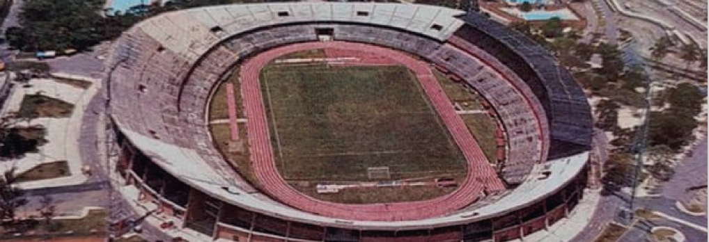 Transformación del estadio Atanasio Girardot - Año 1990.